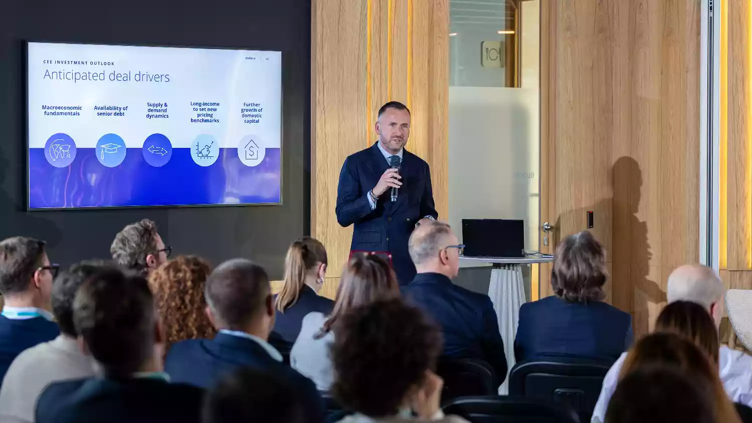 Domestic capital reshapes CEE investment dynamics image