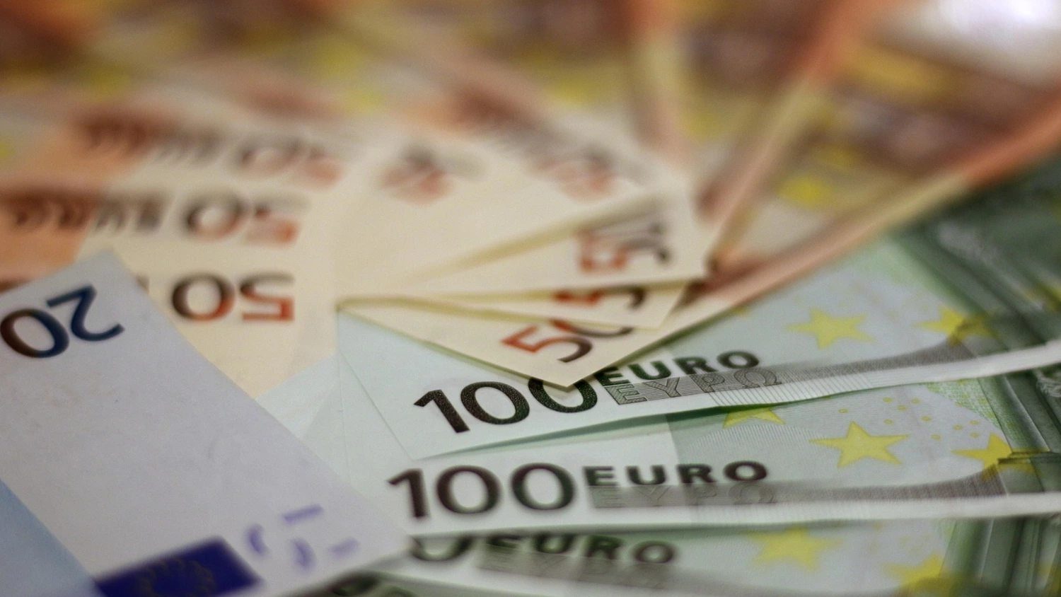 Romanias land market nears €450 million in deals during 2025