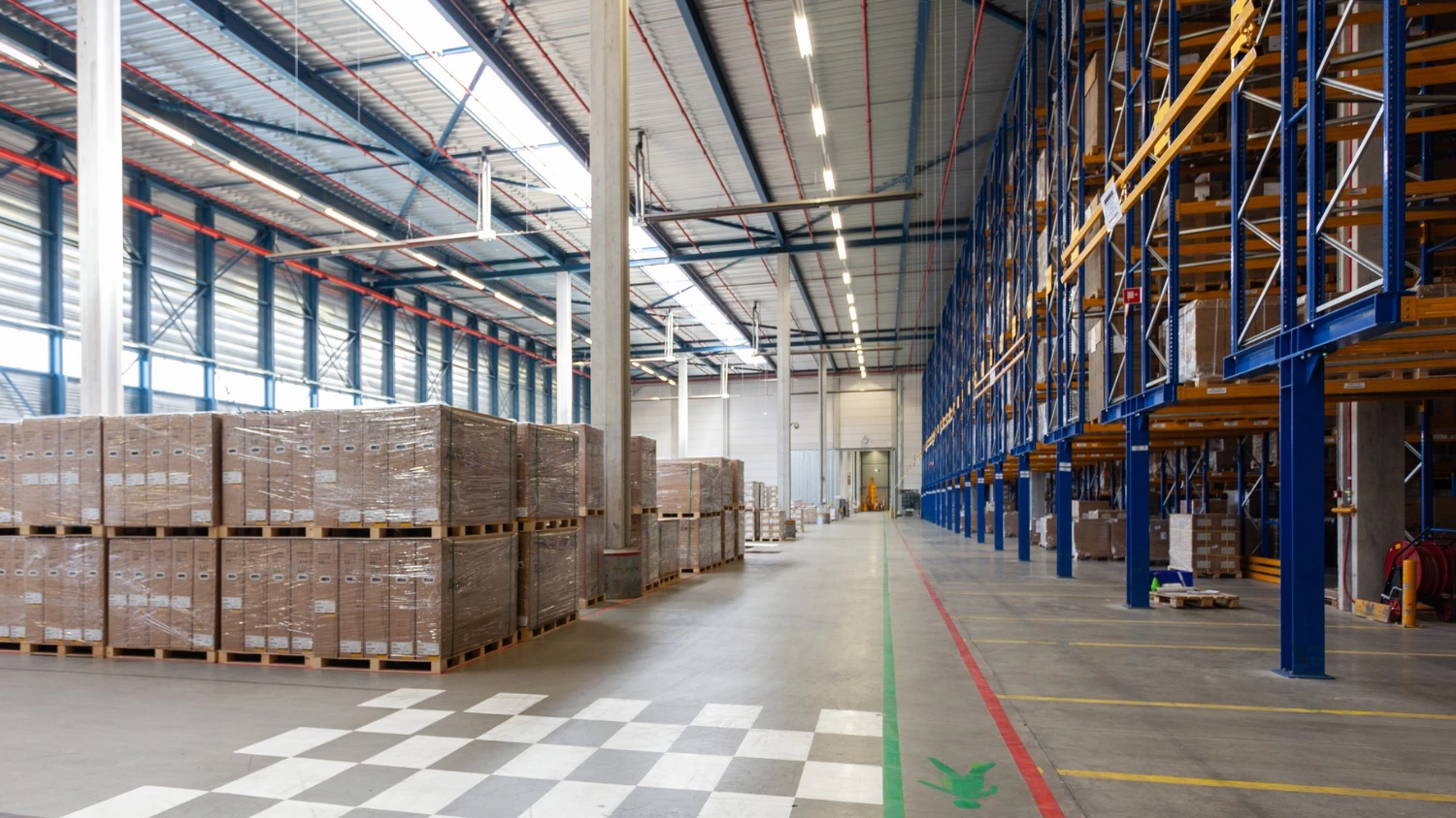 Demand for industrial spaces in Romania soars 51% in 2025