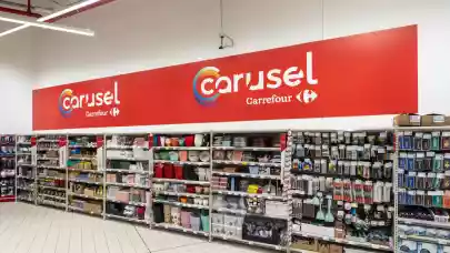 News - Pavăl Holding enters exclusive talks to acquire Carrefour Romania