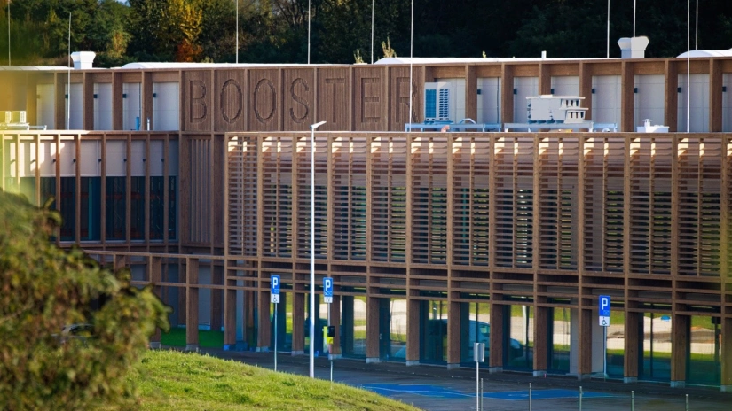 Korean-backed fund buys warehouses in Poland for €120 million