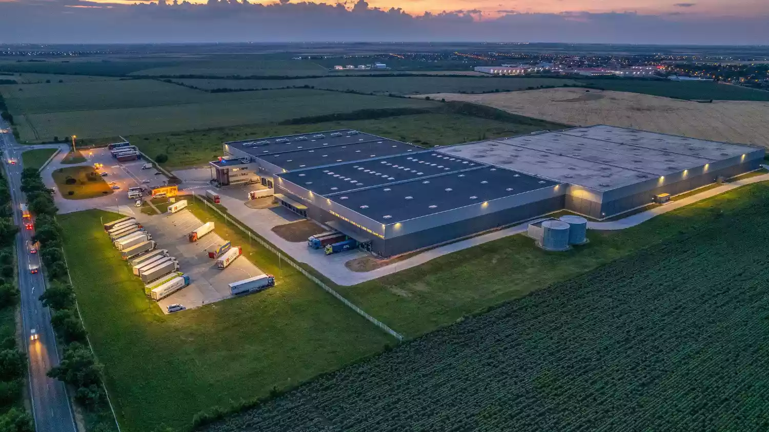 CTP leases record 2.33 million sqm last year image