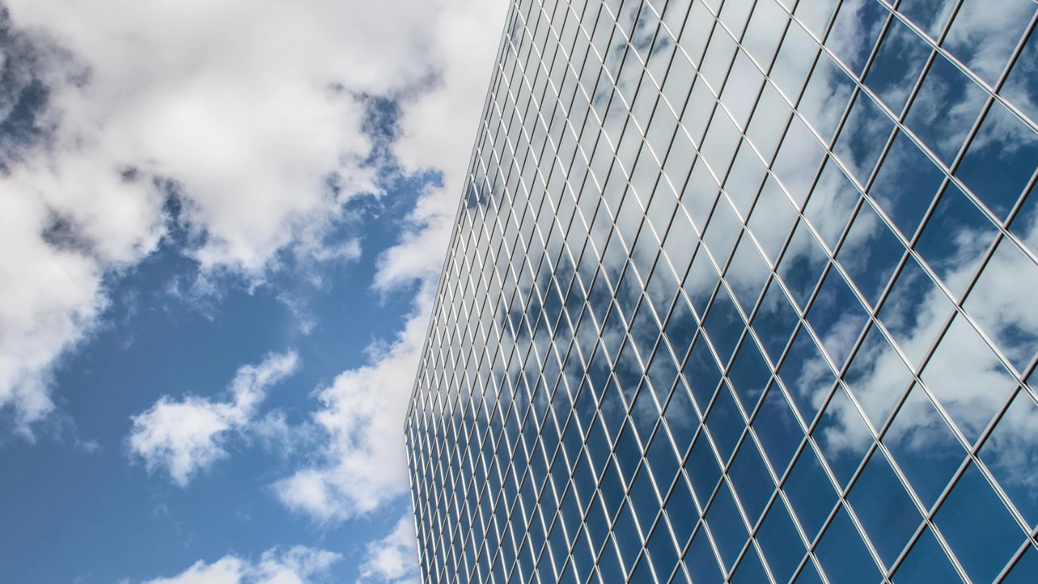 CEE property investment climbs 24% above 5-year average in 2025