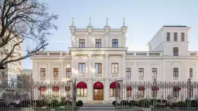 News - Luxury brands hit €150 million sales record in Bucharest