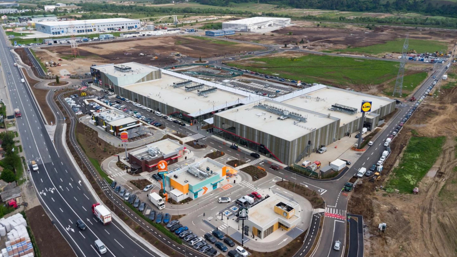 Urbano Group opens first phase of retail park near Cluj