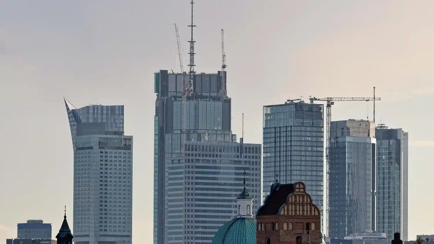 Warsaw office market tightens as vacancy falls to 8.5% in Q2 2026 image
