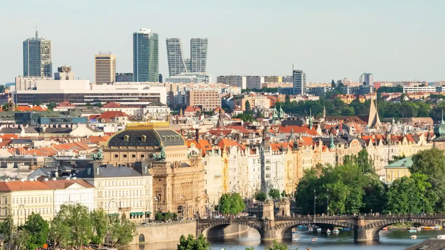 Prague office market sees low vacancy and rising rents image