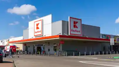 News - Tesco explores sale of Central European units as Kaufland circles