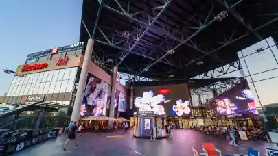 News - IULIUS integrates Generatik indoor ad platform in Romania