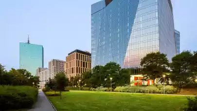 News - HB Reavis sells two more office buildings in Warsaw