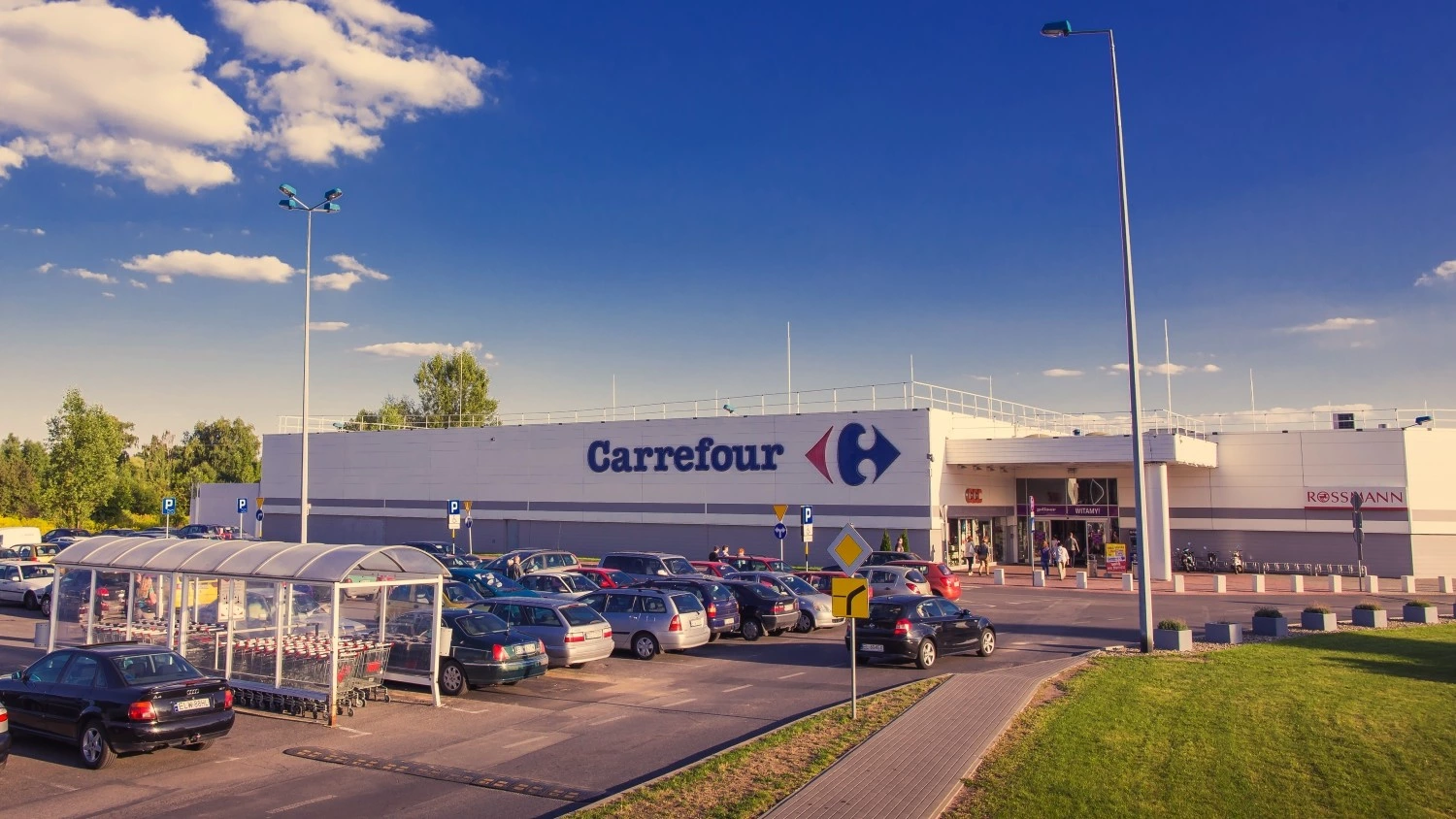 News Article pbb finances Polish shopping mall acquisitions