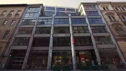 News - Warimpex buys Budapest office building