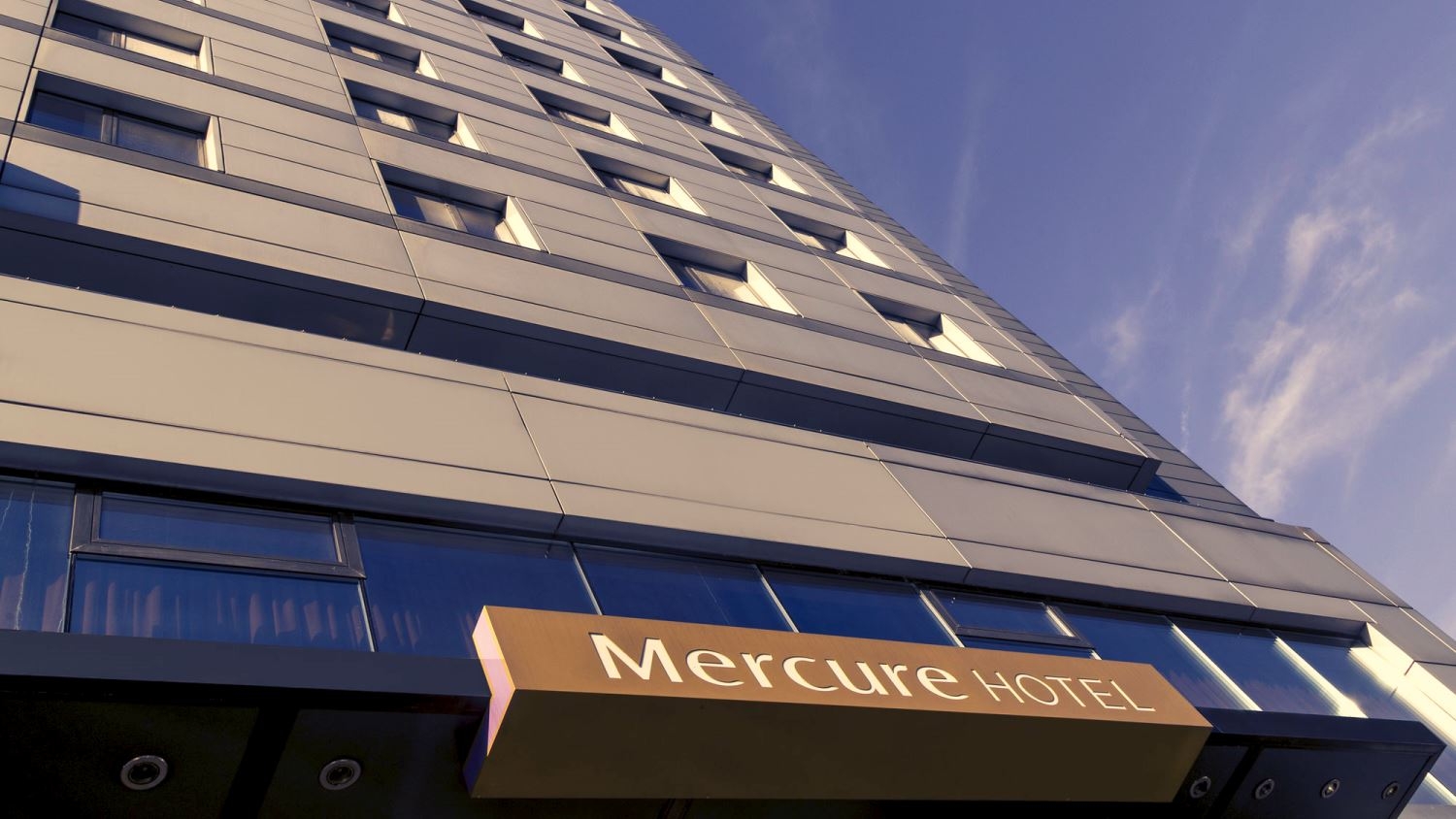 News Article AccorHotels Bucharest hotel investment Mercure Orbis Romania