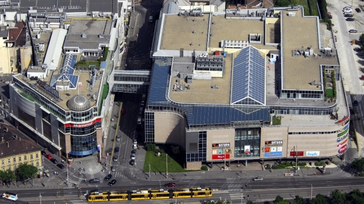 News Article Budapest Hungary investment mall NEPI Rockcastle retail shopping