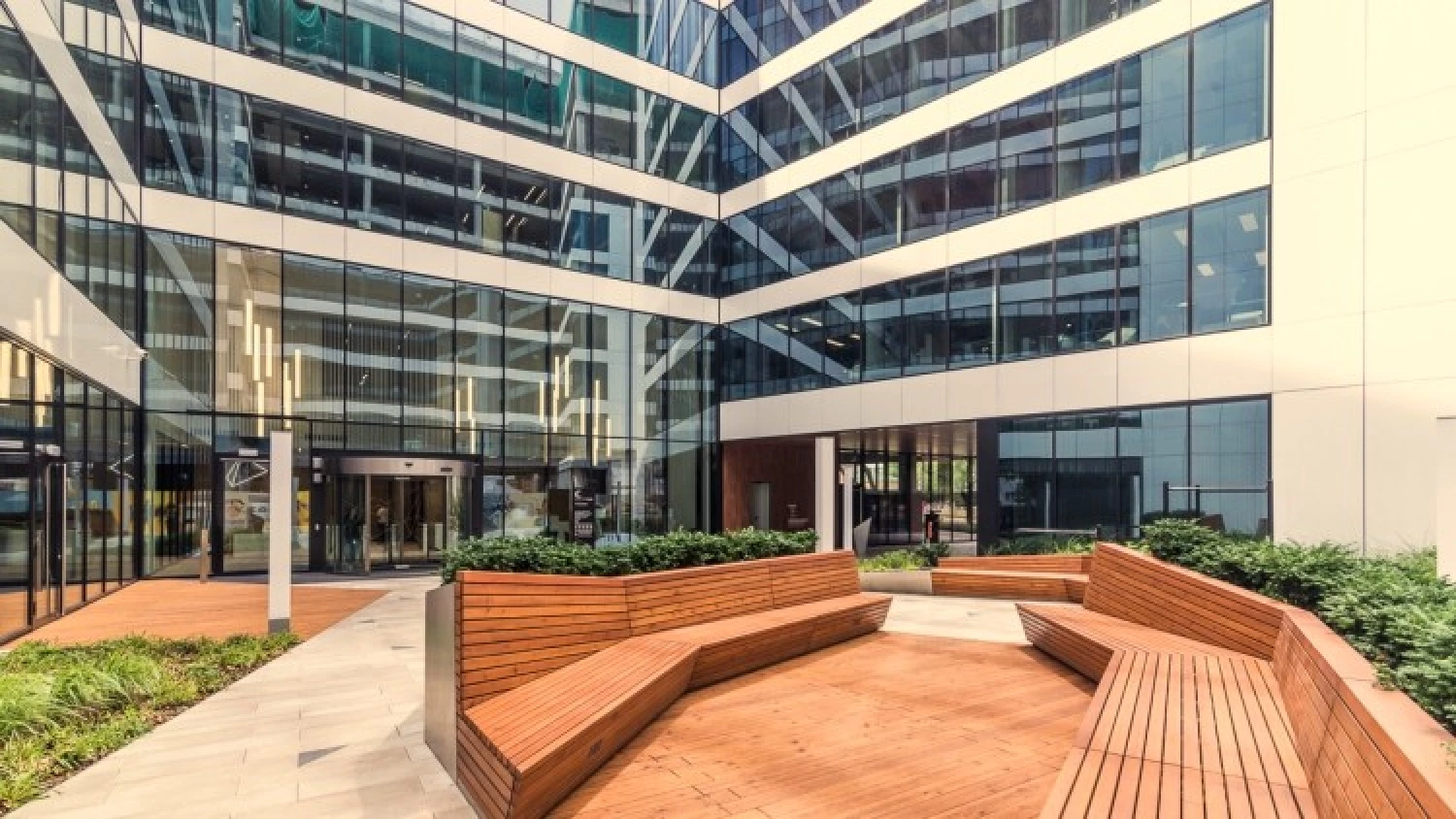 News Article Skanska sells Warsaw building to KGAL for €48 million