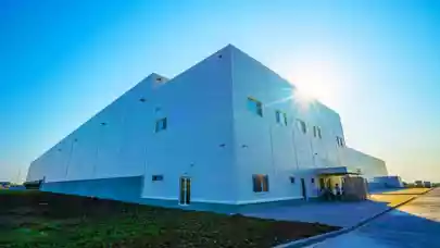 News - LPP opens e-commerce warehouse in Romania