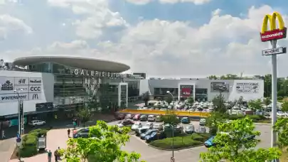 News - Investika real estate fund buys Prague shopping centre