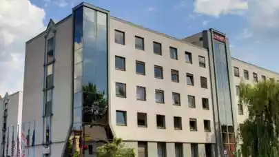 News - S Immo sells Budapest office building