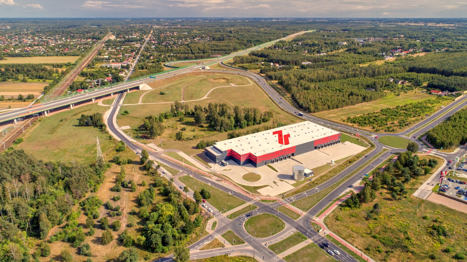 News Article 7R industrial investment Lodz logistics Poland SEGRO warehouse