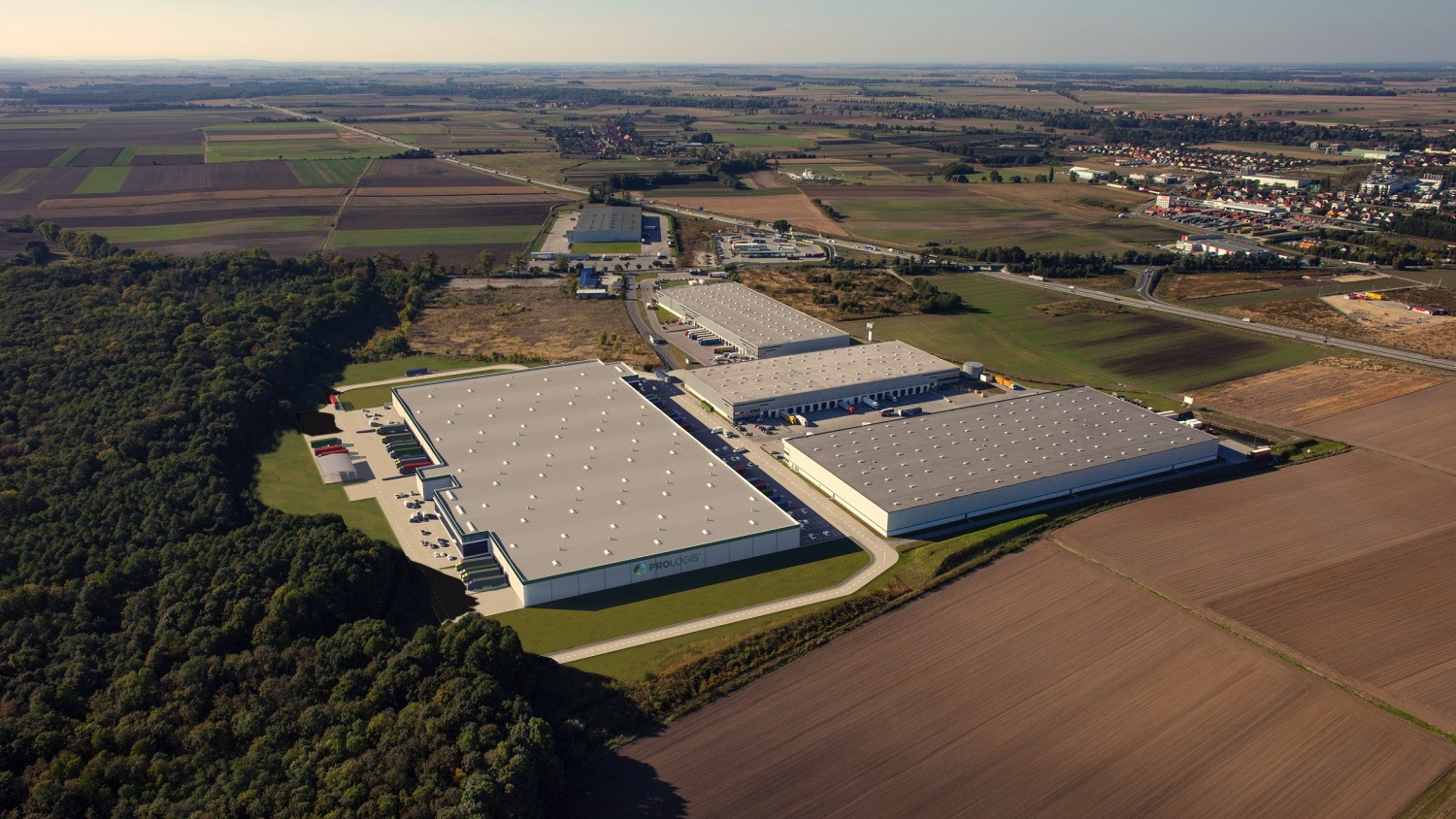 News Article Colliers industrial lease logistics Poland Prologis Wroclaw