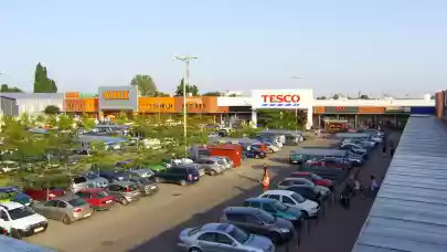 News - Local fund buys retail park in Southern Hungary