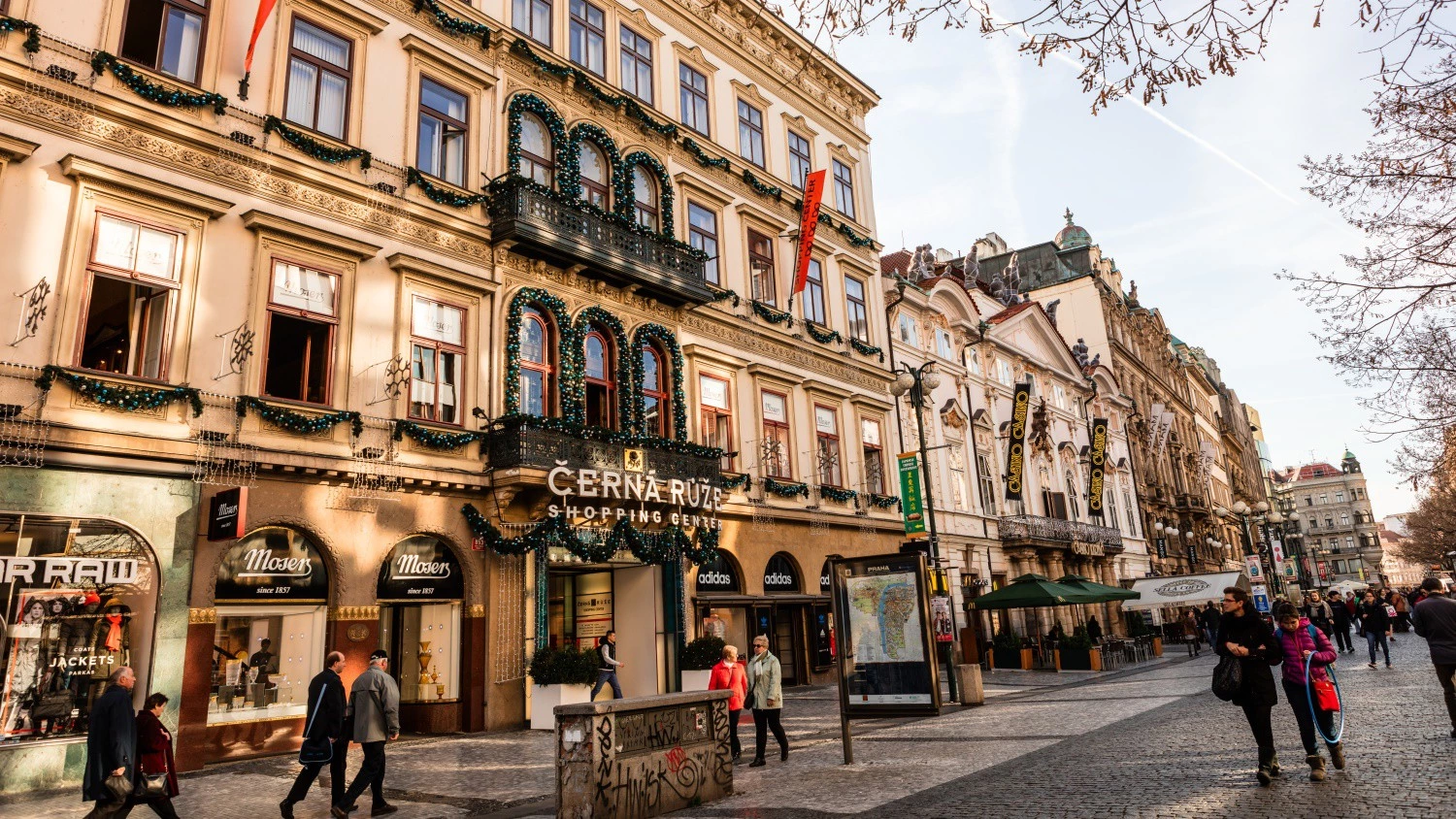 News Article Investors focus on retail in the Czech Republic