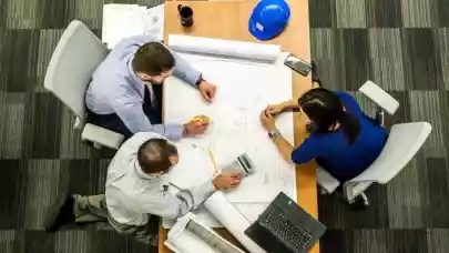 News - Romania: 55% of employees work at least partially from the office