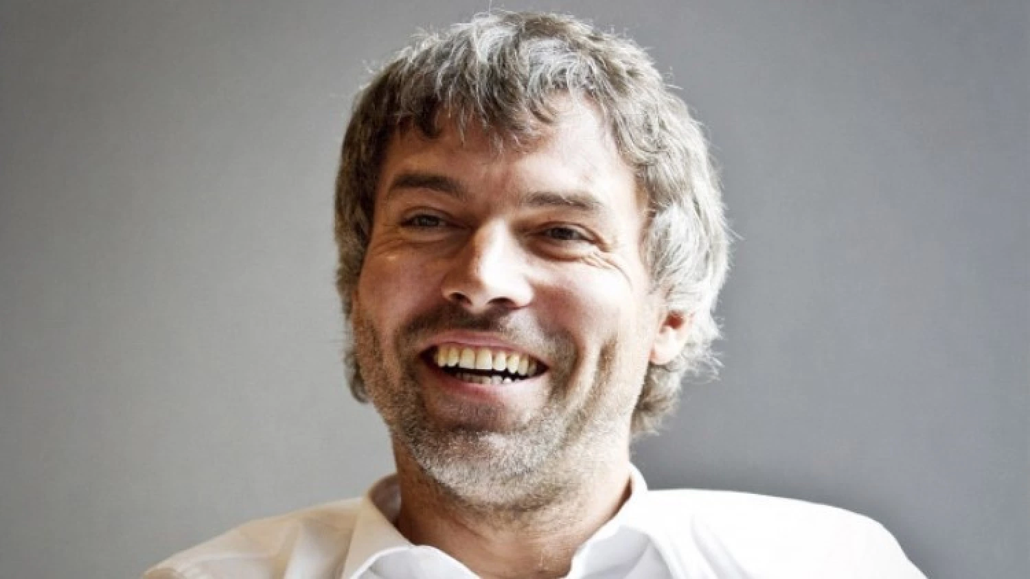 News Article Czech billionaire Petr Kellner dies in Alaska helicopter accident