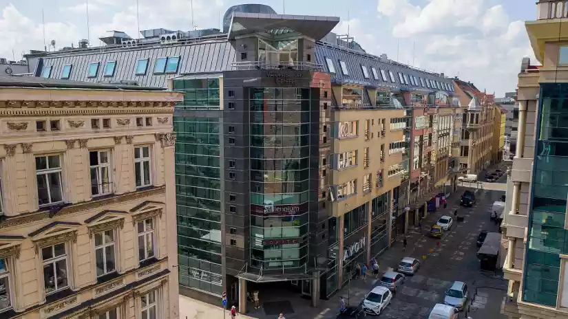 News - Savills appointed sole letting agent for Wratislavia Center