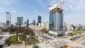 News Central Point in Warsaw topped out