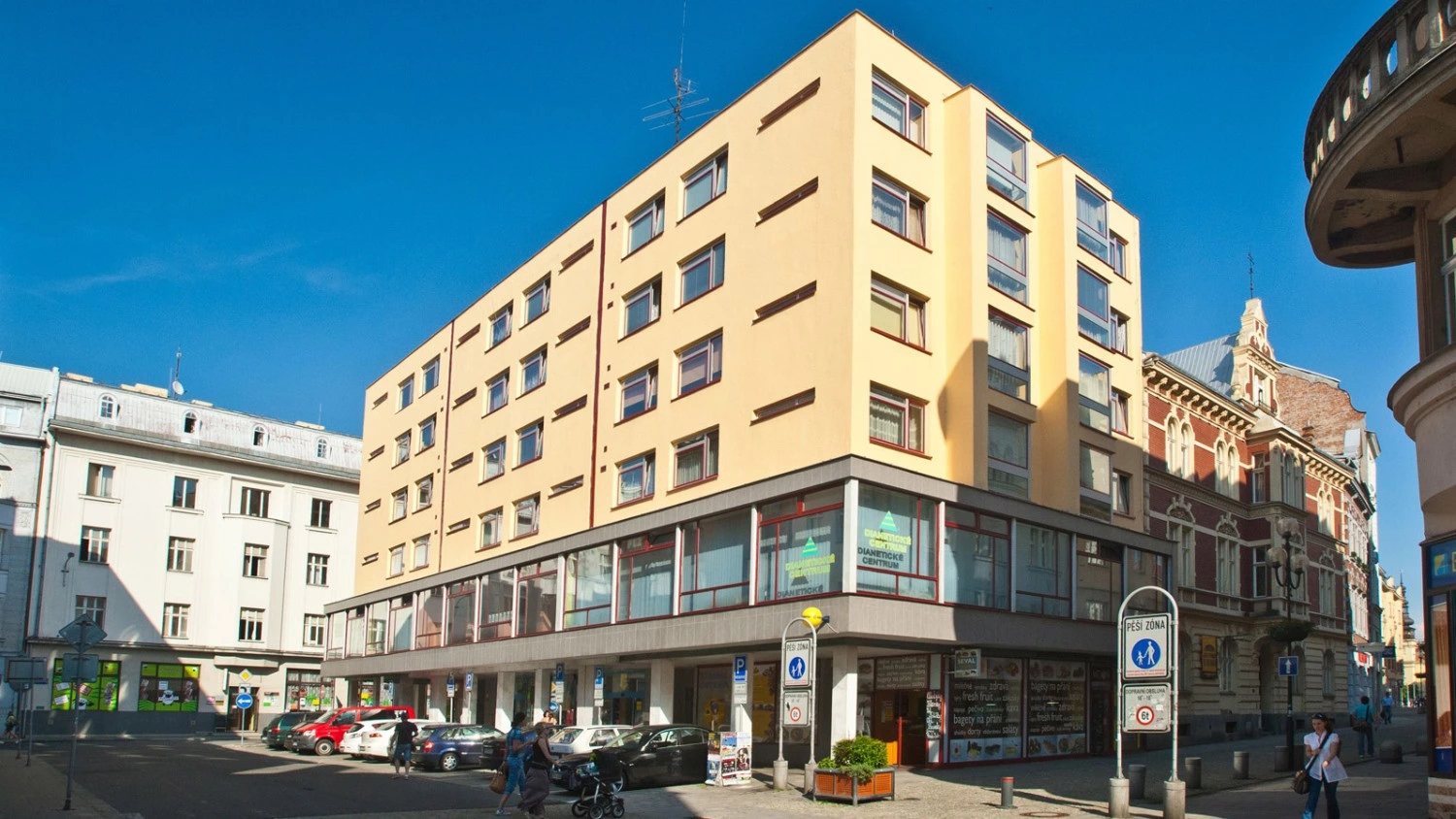 News Article Czech year-on-year investment volume falls by only 8%