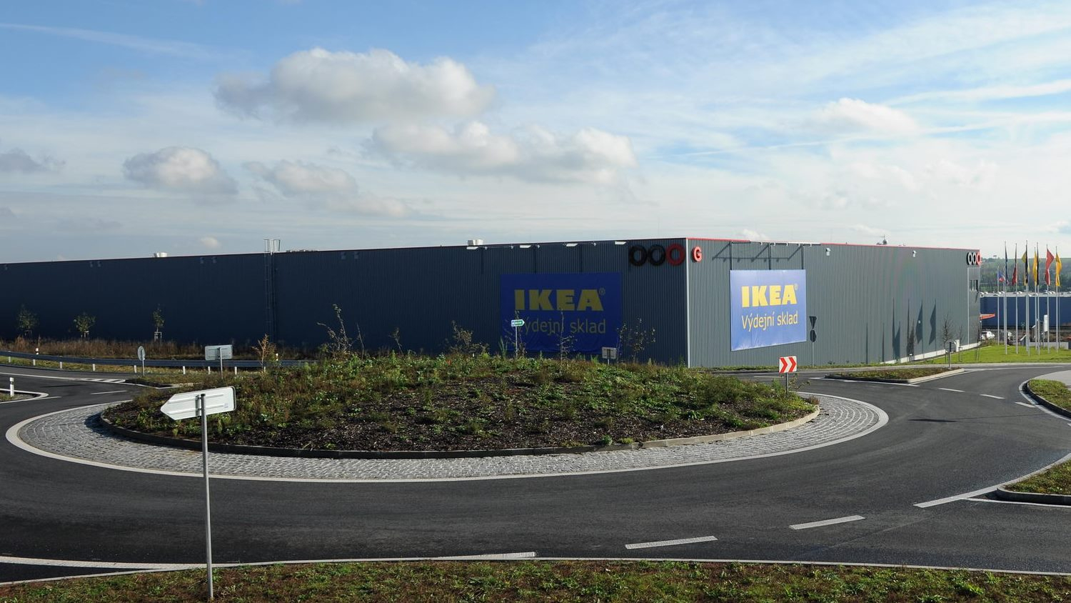 News Article Cushman&Wakefield Czech Republic Ikea industrial lease logistics Prague SEGRO