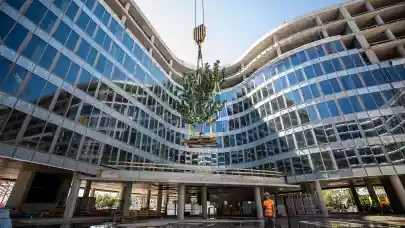 News - Futureal tops out final phases of Budapest office project