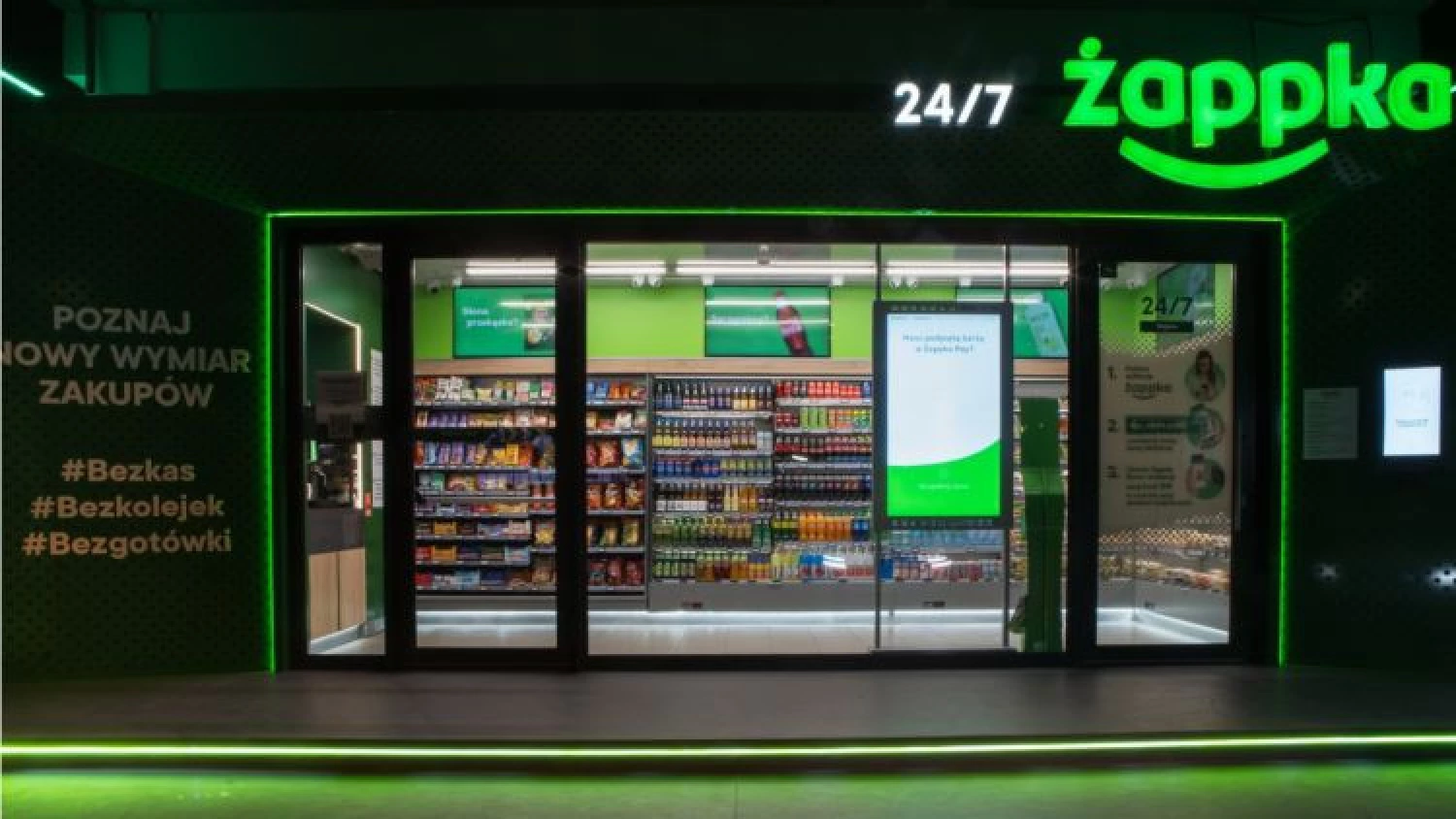 News Article Staffless grocery store opens in Poznań