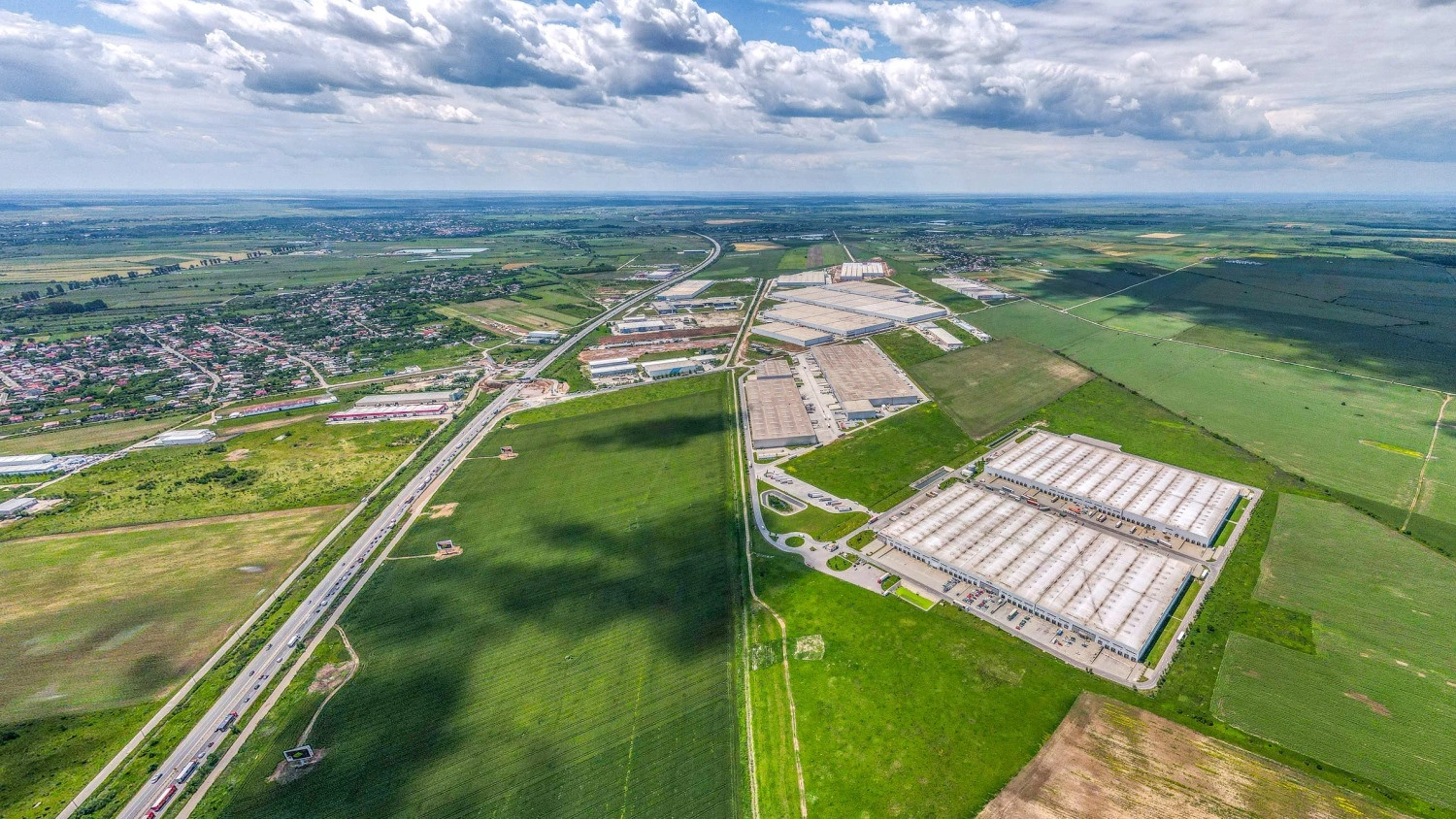 News Article CTP raises €1 billion by issuing dual-tranche green bond