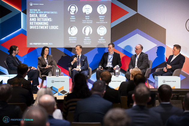 70912 photos from the "CEE Property Forum & Awards Gala 2025 - Vienna, Austria" event