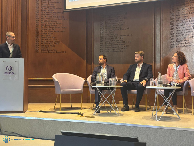 71651 photos from the "Real Estate Capital & Investment Decisions Forum 2026 - London" event
