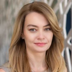 People Anca Merdescu