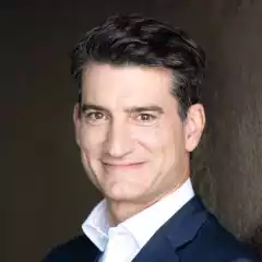 People - Nebil Șenman