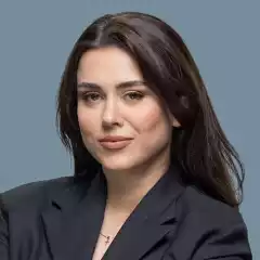 People - Iulia Szabo