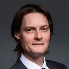 People - Stefan de Goeij MRICS