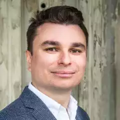 People - Miro Hachlinec