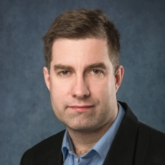 People Dr. Gábor Regős