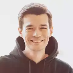 People - Tom Ogrodzki