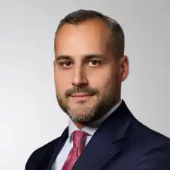 People - Uroš Grujić MRICS