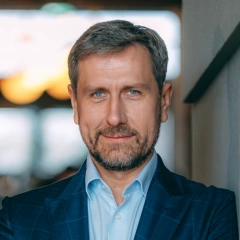 People Jarosław Bator MRICS