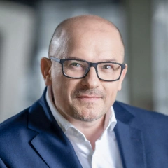 People Tomasz Niewola