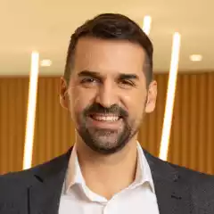 People - Tomáš Juríček