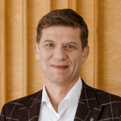 People Adrian Karczewicz