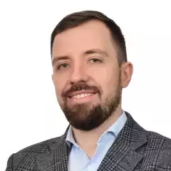 People - Mateusz Szymczak MRICS